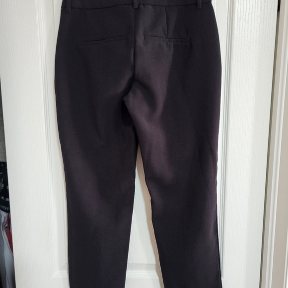 Harper Old Navy - Picture 3 of 5